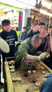 83年世界 #象棋 飞天杯，和刘大华，胡荣华，战了三天，最后输了半棋，就受了刺激，从此就这样了。