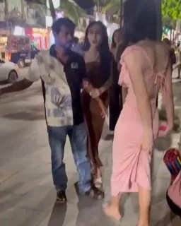 人妖？