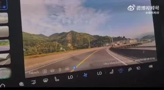 “艰难的活着，努力地活着”