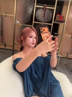 小杨哥老婆